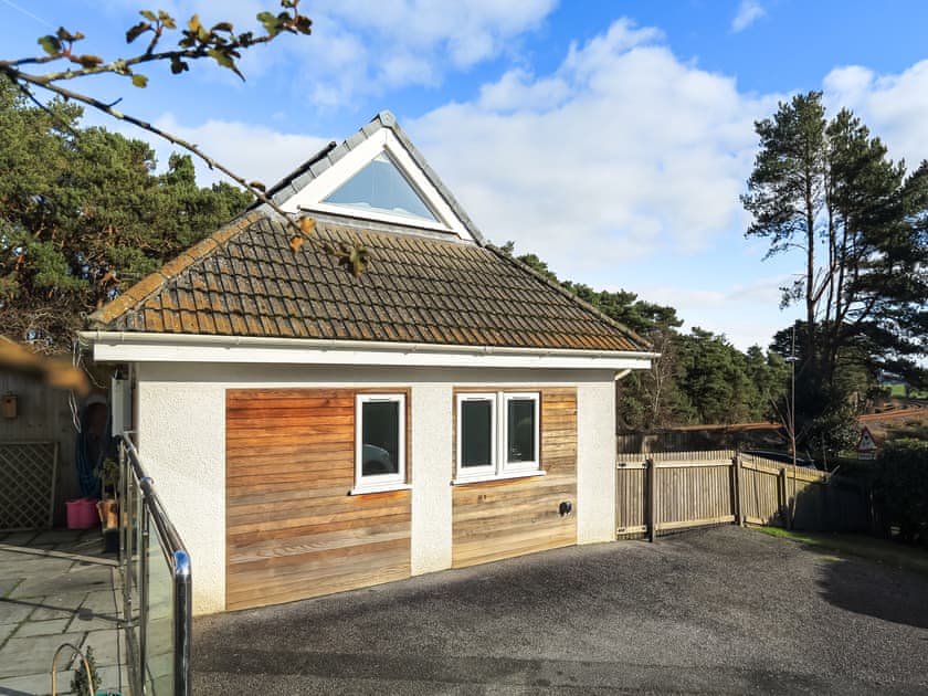 Exterior | The Lodge, Carlyon Bay