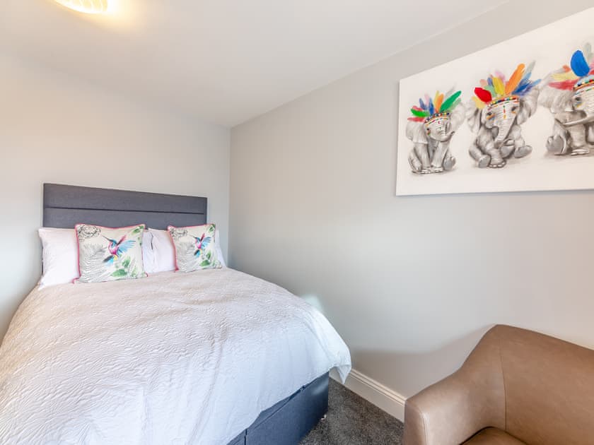 Double bedroom | Wynmine Cottage, Quebec
