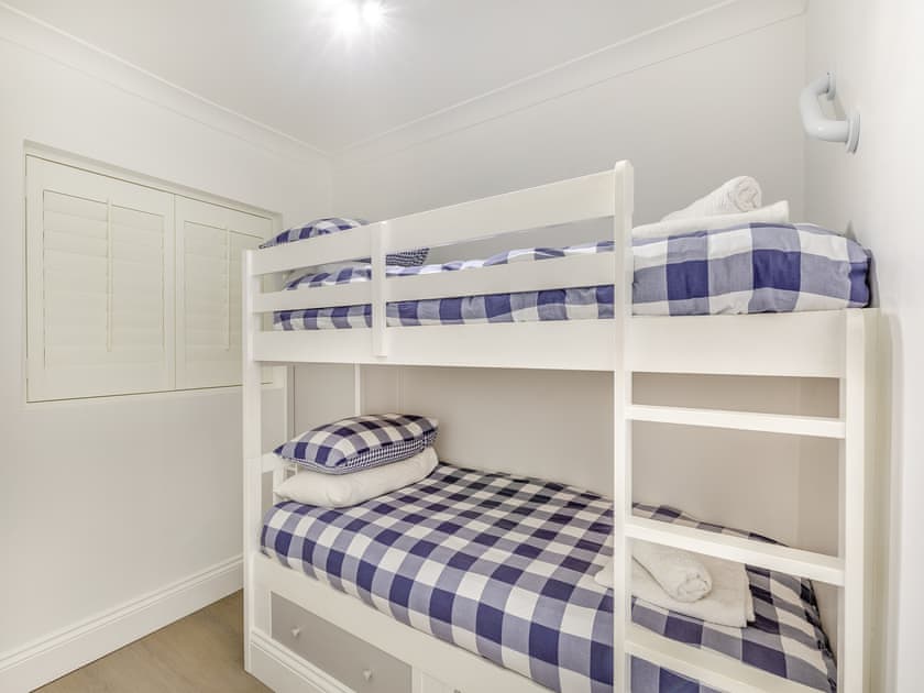 Bunk bedroom | 5 Vista Apartments, Goodrington, near Paignton