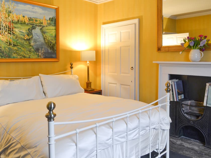 Double bedroom | Craven House, Bridlington