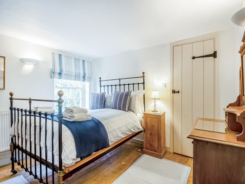Double bedroom | September Cottage, Wenhaston, near Halesworth