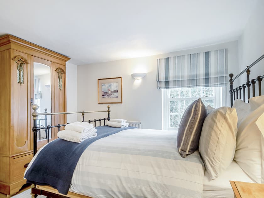Double bedroom | September Cottage, Wenhaston, near Halesworth