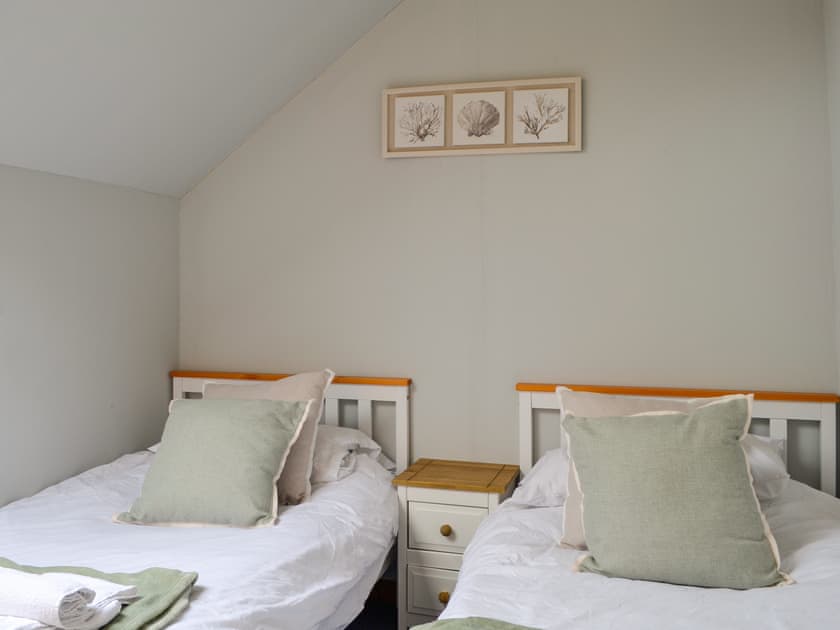 Twin bedroom | Airdside Cottage - Airds Farm, Crossmichael, near Castle Douglas