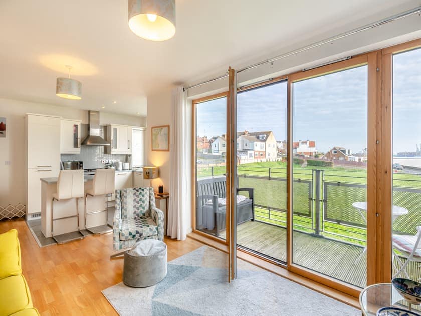 Open plan living space | Seaview, Dovercourt, near Harwich