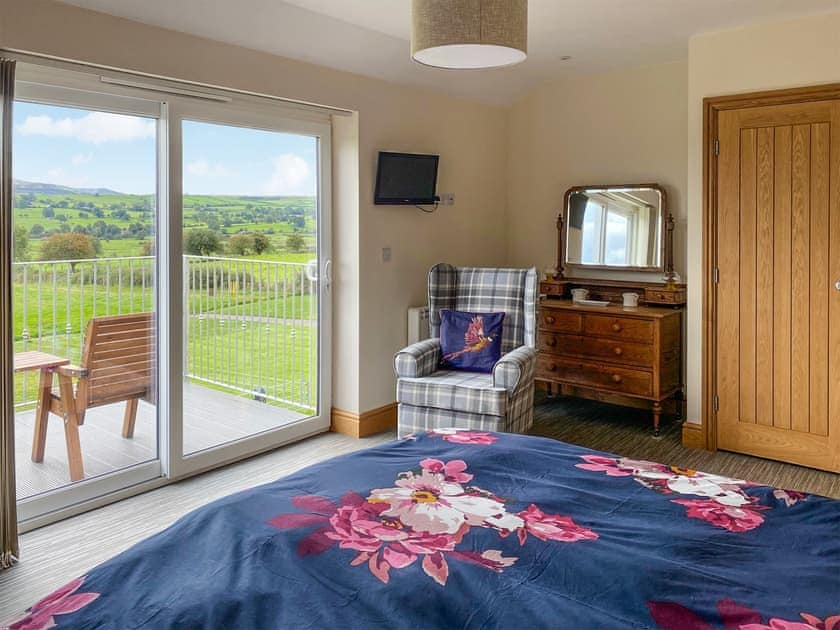 Double bedroom | Brookfields, Harmby, near Leyburn