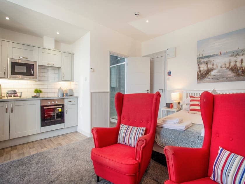Kitchen | Mermaids View - Sunnybeach Holiday Apartments, Paignton