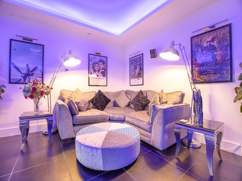 Living room/dining room | The Paddocks Retreat, North Thoresby