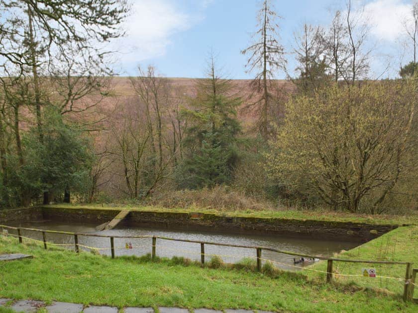 Exterior | Y Beudy - Cwmiar Holiday Cottages, Llanllwni