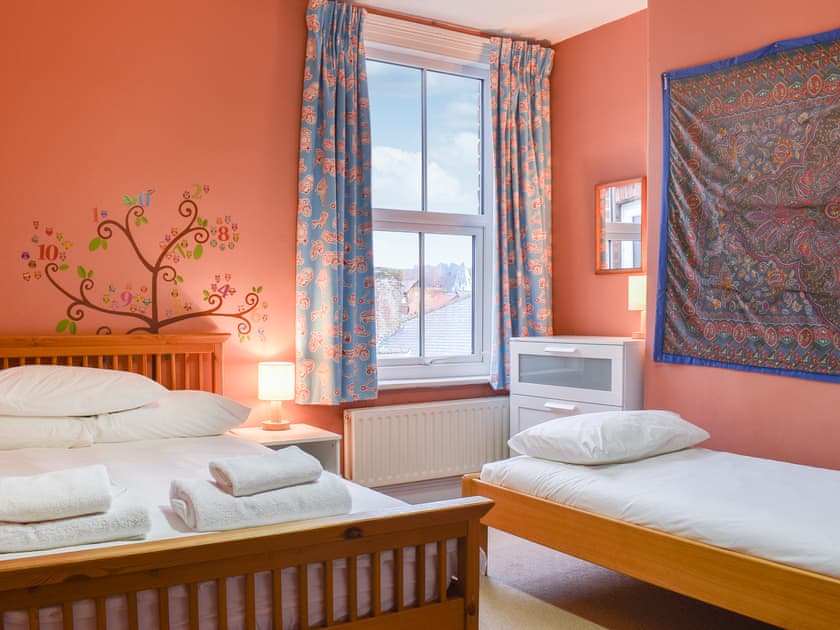 Triple bedroom | Greenfield Holme, Scarborough