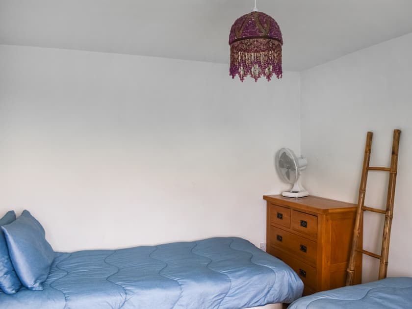 Twin bedroom | The Stables, Wicken