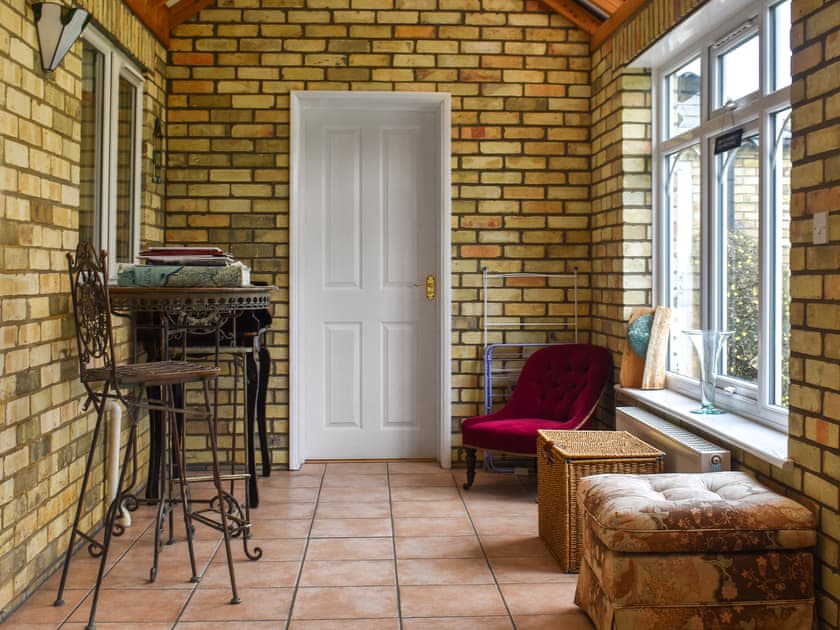Sun room | The Stables, Wicken