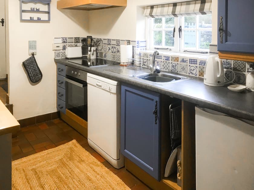 Kitchen | Jasmine Cottage - Brookfarm Cottages, Middle Mayfield, near Ashbourne