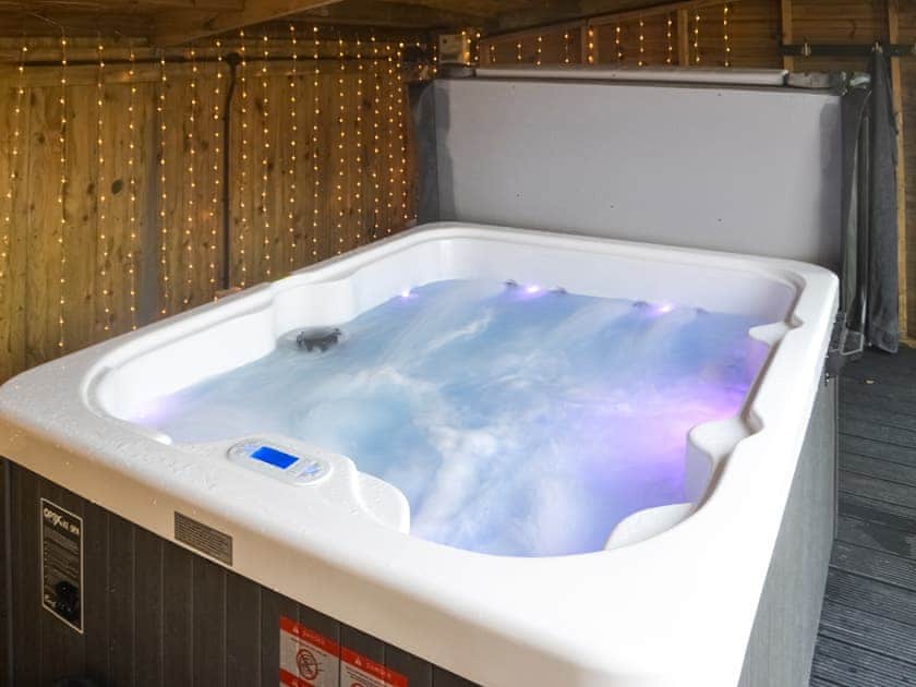 Hot tub | Vallum Villa - Vallum Villas, Bardon Mill, nr Hexham