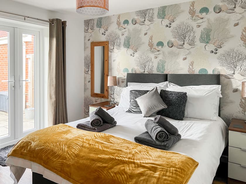 Double bedroom | 21 West Crayke, Bridlington