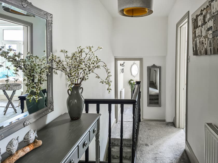 First floor landing  | Hideaway House, Portland 