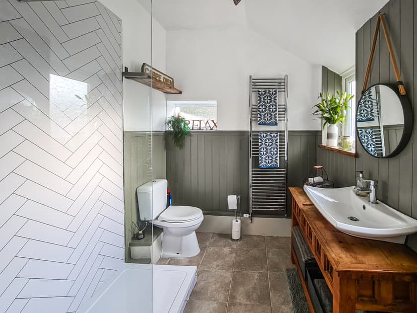 Bathroom | Hideaway House, Portland 