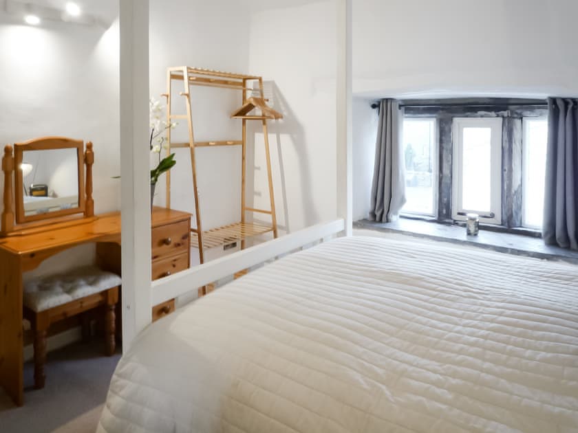 Four Poster bedroom | Riston Barn, Stainforth near Settle