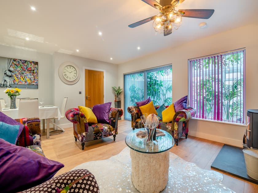 Living area | Merriman Lodge, Glastonbury