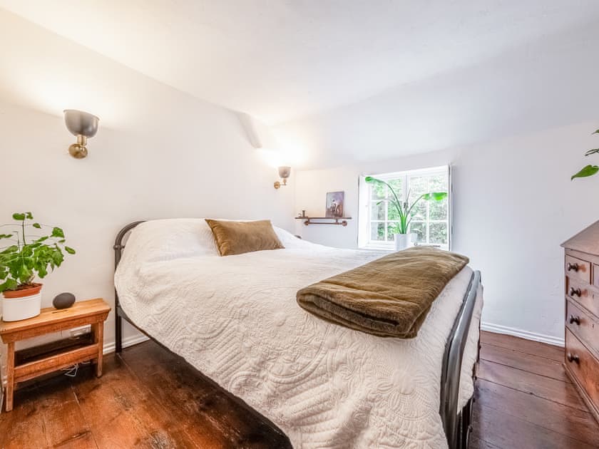 Double bedroom | Number Four, Framlingham, near Saxmundham