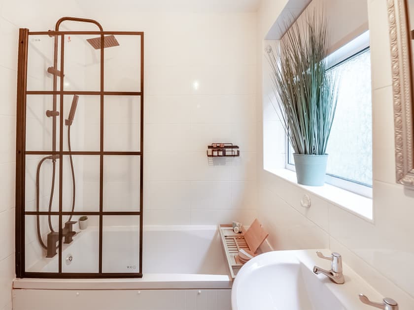 Bathroom | The Bungalow, Rhyl