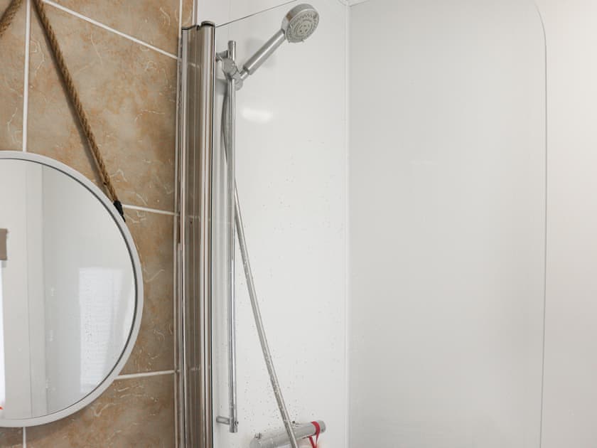 Bathroom | Maes Derlwyn, Llanberis, near Caernarfon