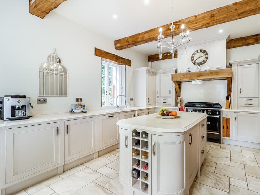 Kitchen | Llwynhelig House - Llwynhelig Holidays, Llwynhelig