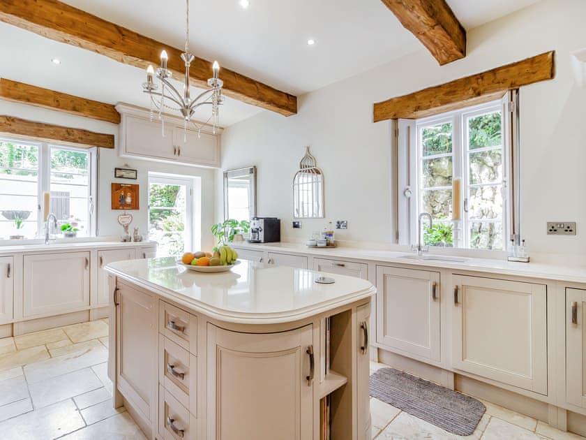 Kitchen | Llwynhelig House - Llwynhelig Holidays, Llwynhelig