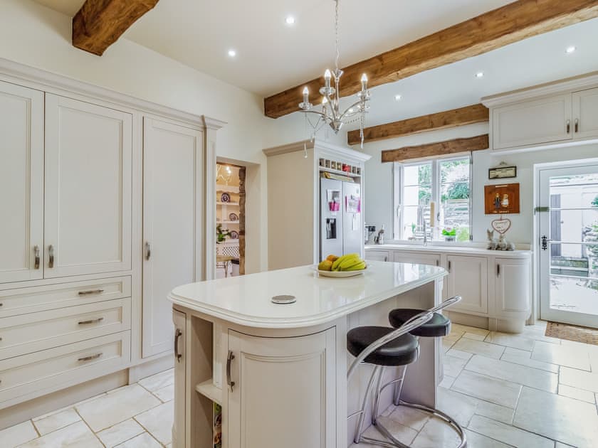Kitchen | Llwynhelig House - Llwynhelig Holidays, Llwynhelig