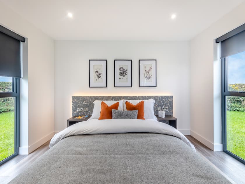 Double bedroom | Lodge Three - Ty Llwyd, Llangefni