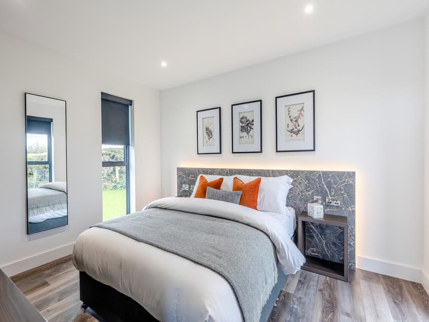 Double bedroom | Lodge Two - Ty Llwyd, Llangefni