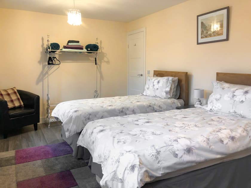 Twin bedroom | Ballygroggan Bungalow - Ballygroggan Farm, Machrihanish, near Campbeltown