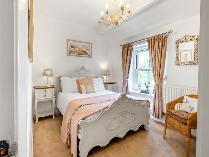 Double bedroom | Holme House Cottage, Oakworth