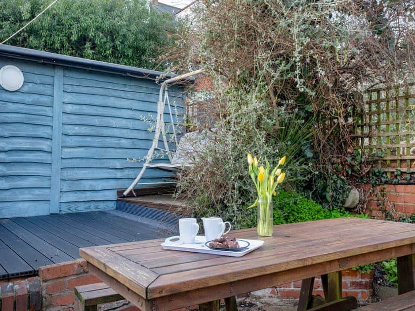 Sitting-out-area | Hill View, Sidmouth