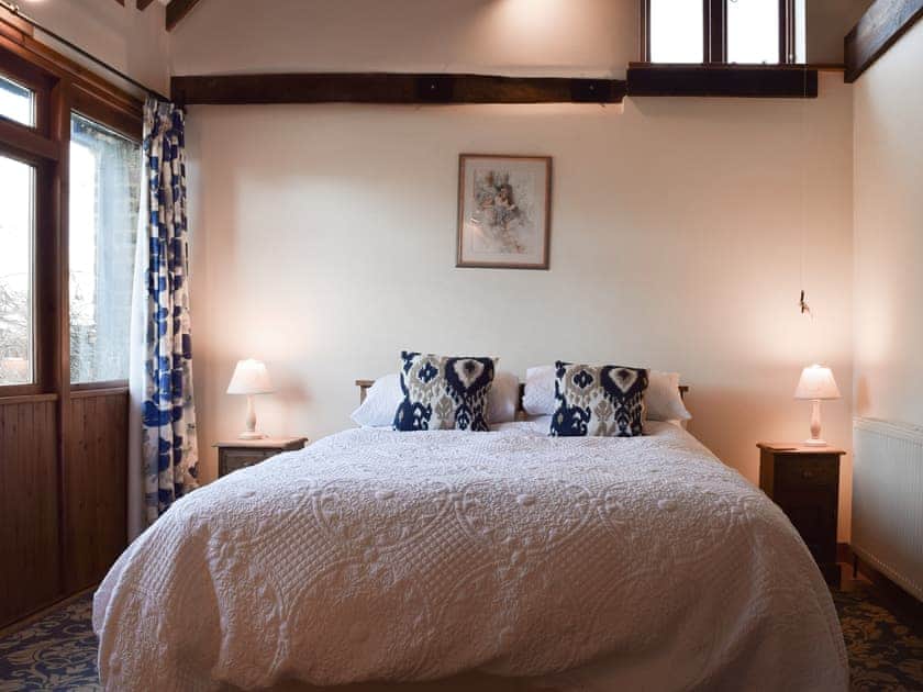 Double bedroom | Meadowbrook Farm - Byre Cottage - Meadowbrook Farm Cottages, Moreton, near Thame
