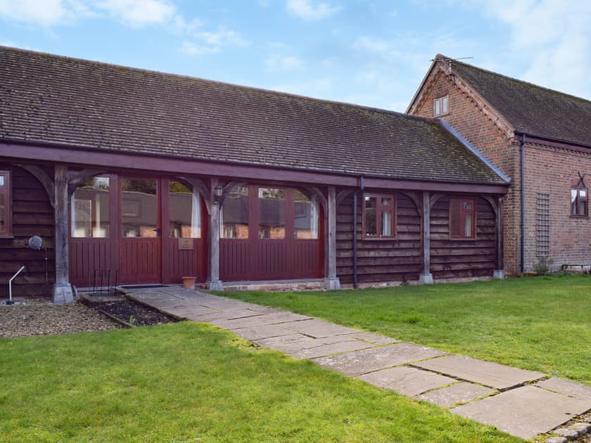 Exterior | Meadowbrook Farm - The Old Dairy - Meadowbrook Farm Cottages, Moreton, near Thame