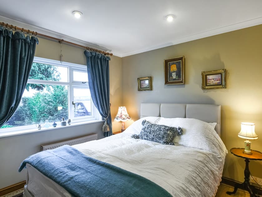 Double bedroom | Olivet, Shrewsbury