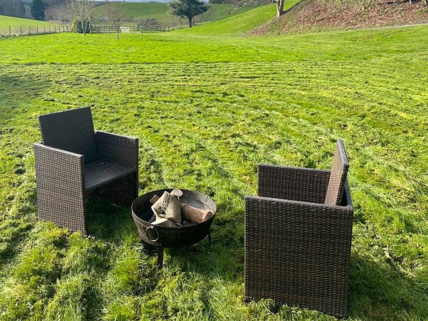 Sitting-out-area | The Cow Shed, Quadford, near Bridgnorth