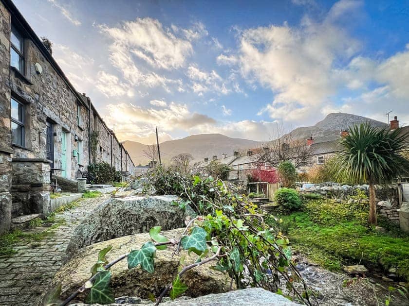 Exterior | Mynydd A Mor, Mountains and Sea, Trefor, near Caernarfon