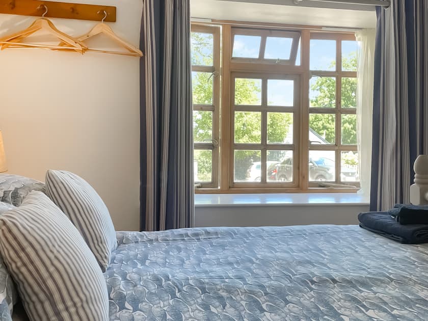 Double bedroom | Ash Tree Cottage - Great Trevillian Farm Barns, Warbstow, near Crackington Haven