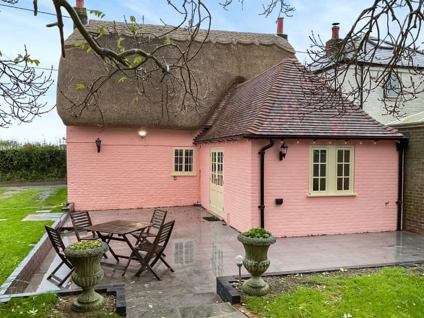 Exterior | Raspberry Cottage, Ripple, near Deal