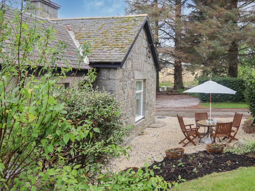 Garden | Elizabeth Lodge, Alford