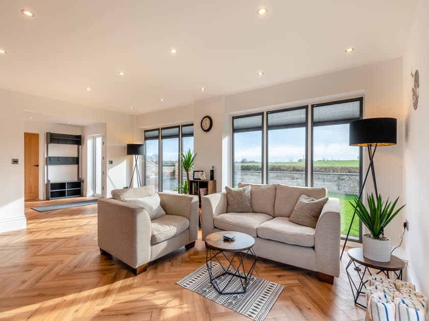 Living area | Cedar Lodge, Pleasley Vale, near Mansfield