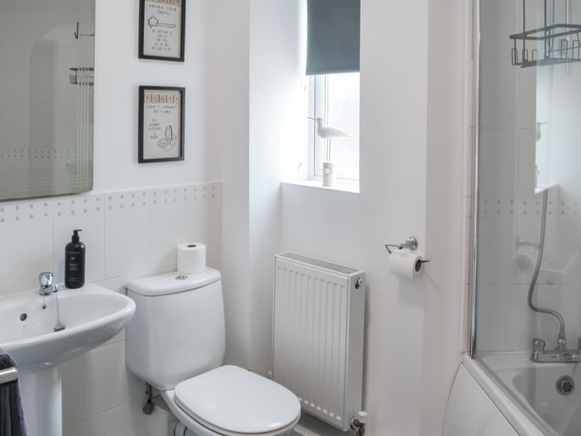 Bathroom | The Bandstand Sea View, Blyth 