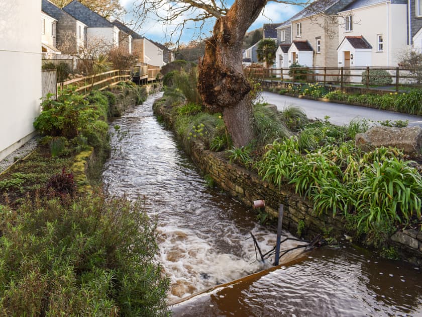 Surrounding area | Chy Morvoren, Falmouth