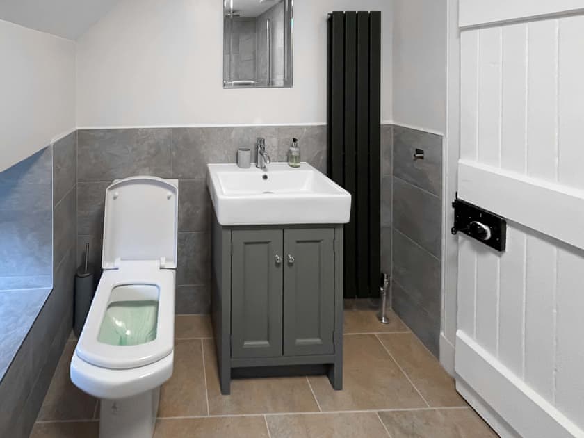 Bathroom | The Coach House, Girvan
