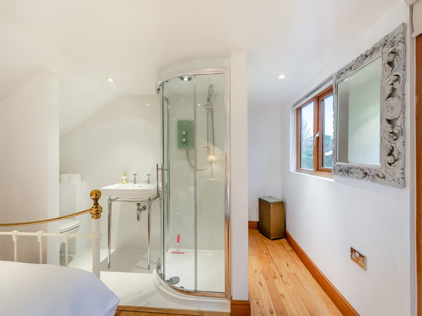 Bathroom | Little Batley House, Westgate On Sea