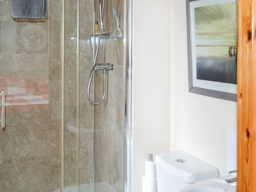 Bathroom | Penthouse RiverView Apartment, Inverness