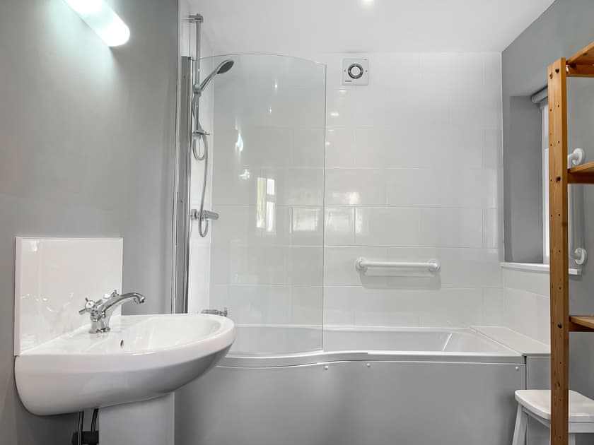 Bathroom | Coldwell Street Cottage, Wirksworth