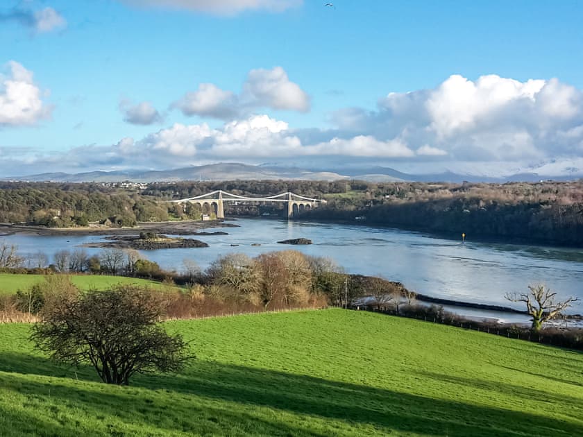 Surrounding area | Hen Ysgol, Llanfaethlu, Anglesey