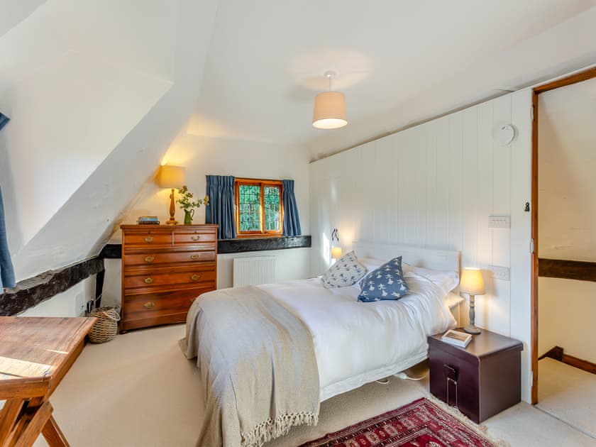 Double bedroom | Malting Cottage, Much Hadham